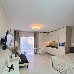 https://studia-puerto-de-santiago.in-canary-islands.com